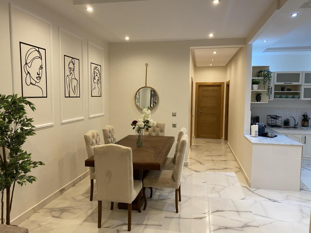 Appartement Moderne Et Spacieux Au Coeur De Tanger Exterior foto